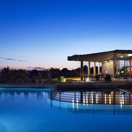 Leivatho Hotel スヴォロナータ エクステリア 写真