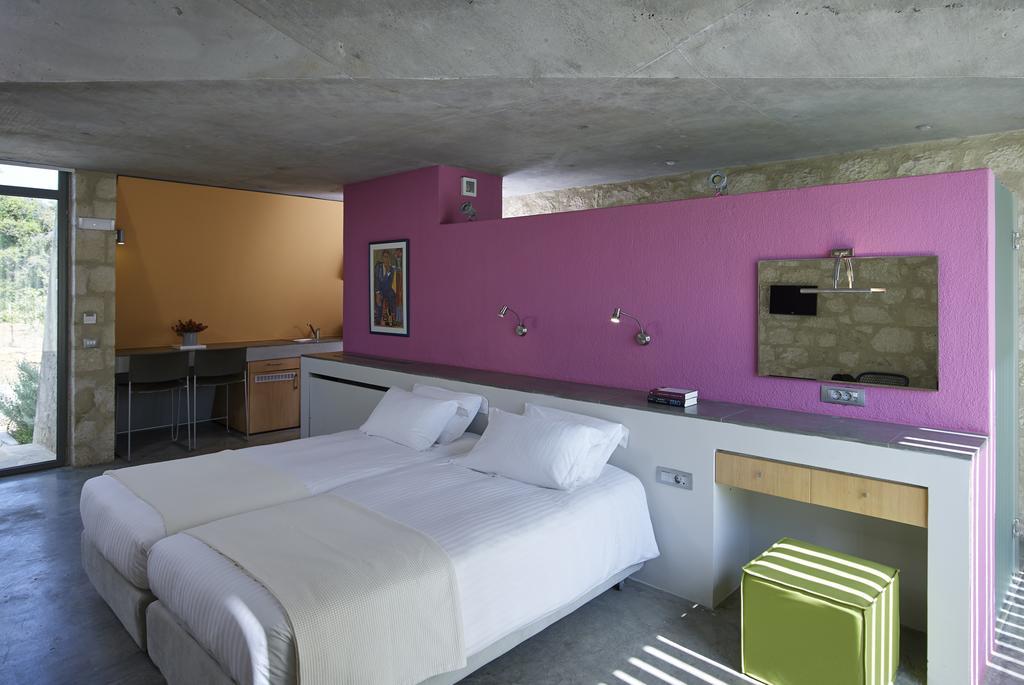 Leivatho Hotel スヴォロナータ エクステリア 写真